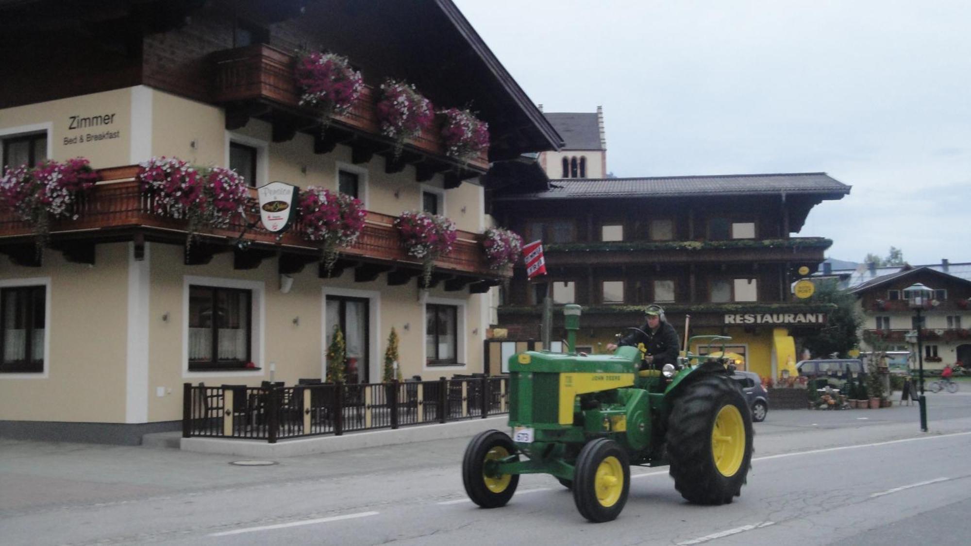Pension Dorfplatzl Fusch an der Grossglocknerstrasse Εξωτερικό φωτογραφία